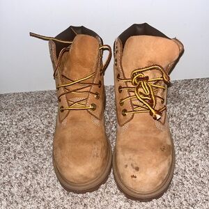 LITTLE BOYS TIMBERLANDS